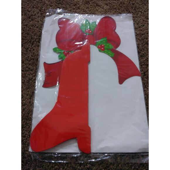 Vintage Christmas Honeycomb Bell New Old Stock Holiday Decorations Bells & Holly - Picture 2 of 3